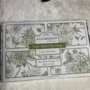 Triple Milled Bar Soaps - Oat Milk